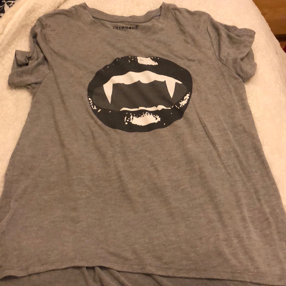 Gray t-shirt